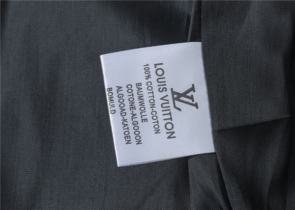 ブランドジャケット全体デザイン